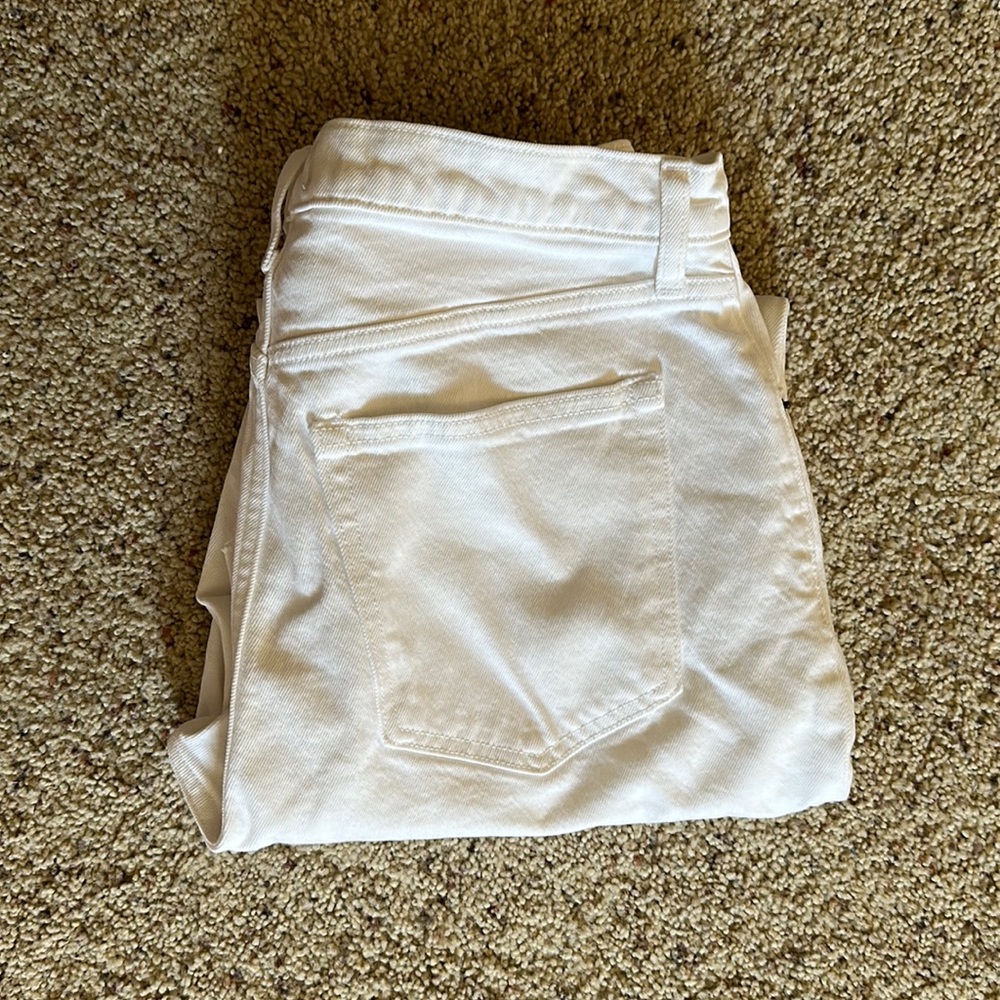 Abercrombie Ultra High Rise Cropped Jean